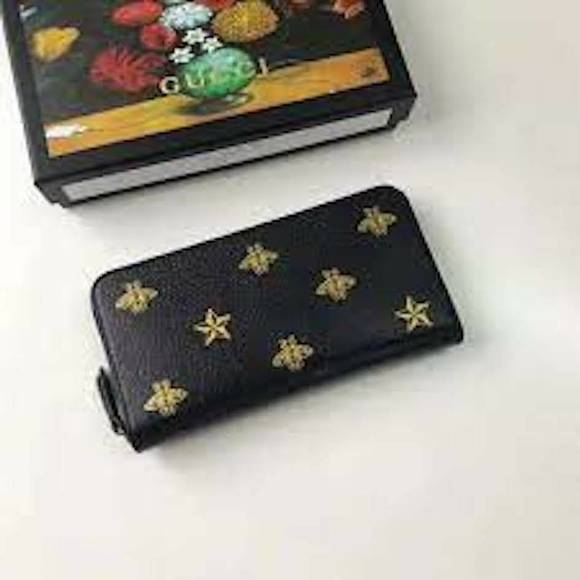 Gucci Black Leather Large Long Wallet Zip Around Gold Oro Bee Star Italy NEW - Picture 3 of 16